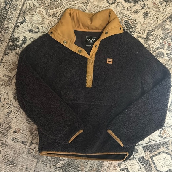 PRICE DROP Billabong Sweater - Picture 1 of 1